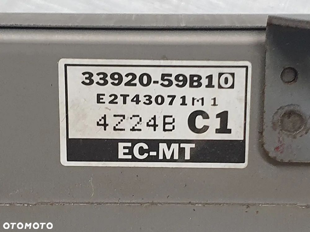 Sterownik silnika (komputer, różne rodzaje) do Suzuki Vitara I - 4