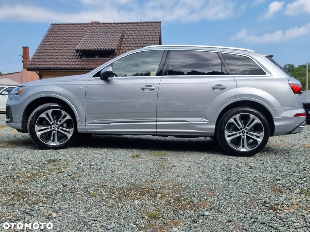 Audi Q7 55 TFSI quattro tiptronic S line - 11