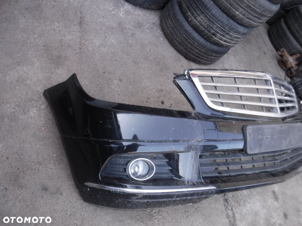Mercedes C Klasa W204 sedan zderzak C197 197 6X PDC grill - 4