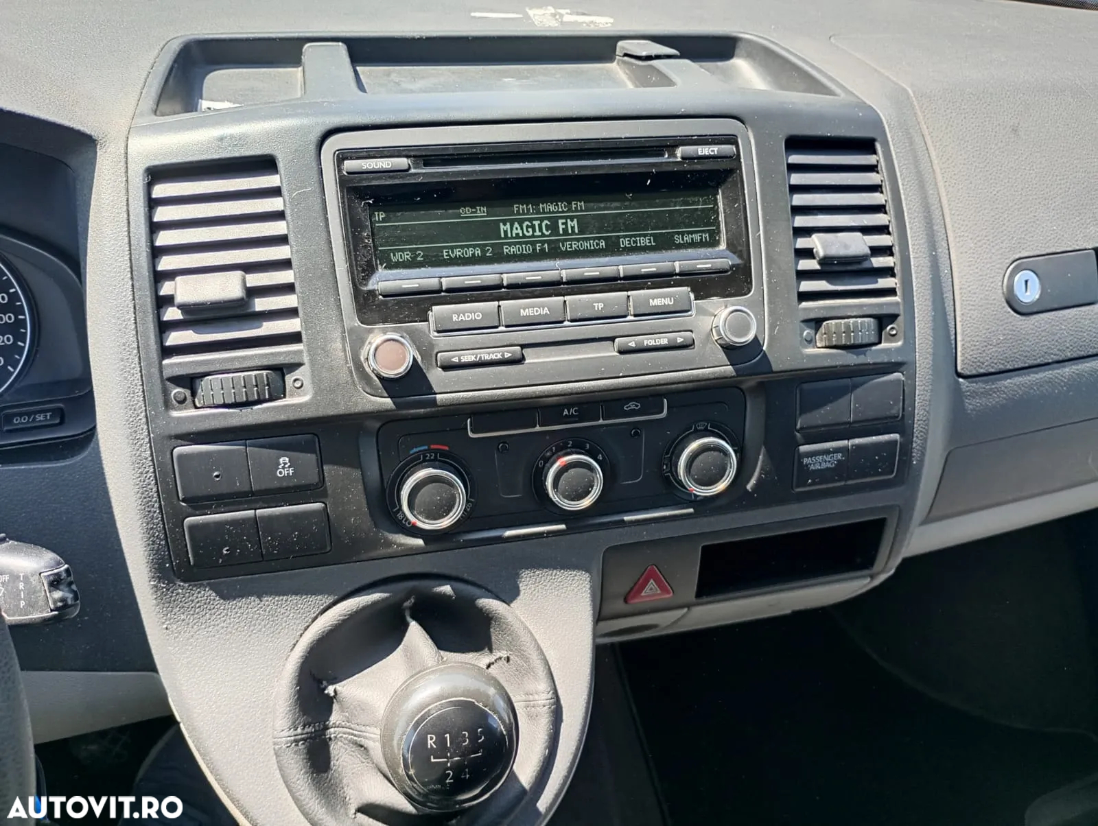 Volkswagen T6 2.0 TDi - 7