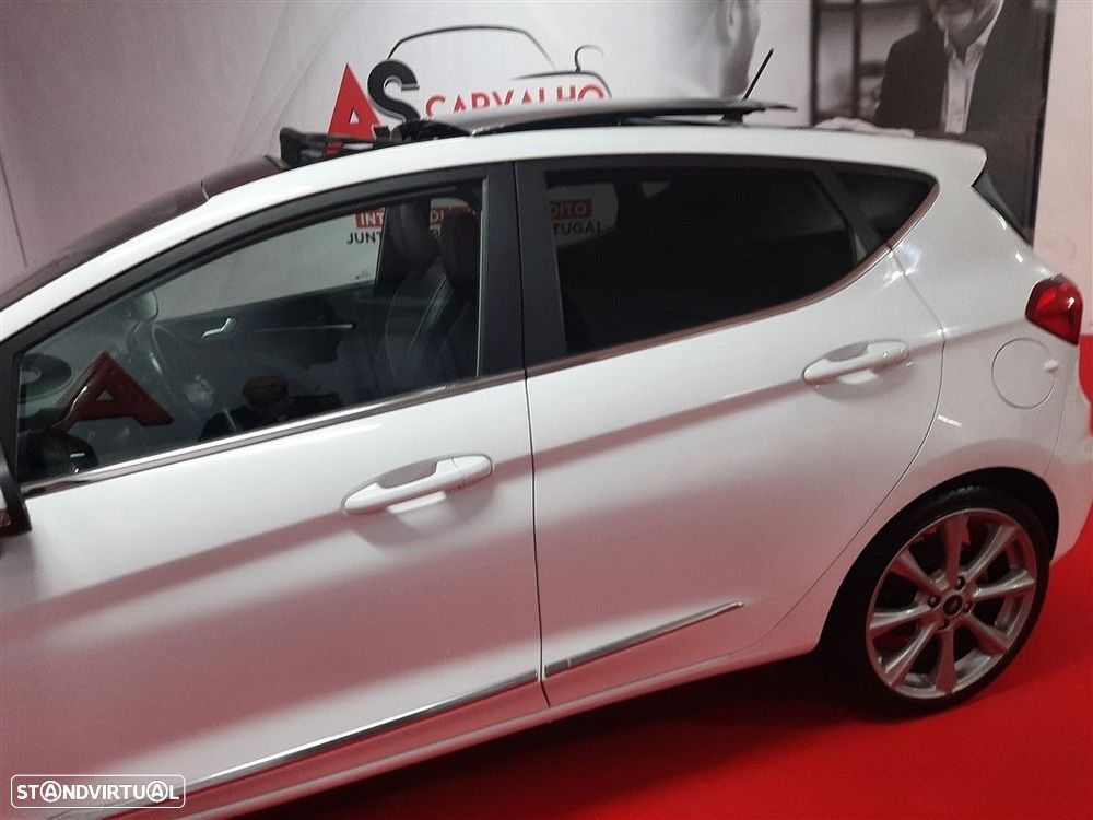 Ford Fiesta 1.0 EcoBoost Vignale - 19