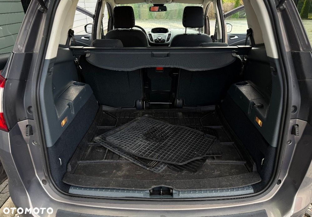 Ford Grand C-MAX - 12