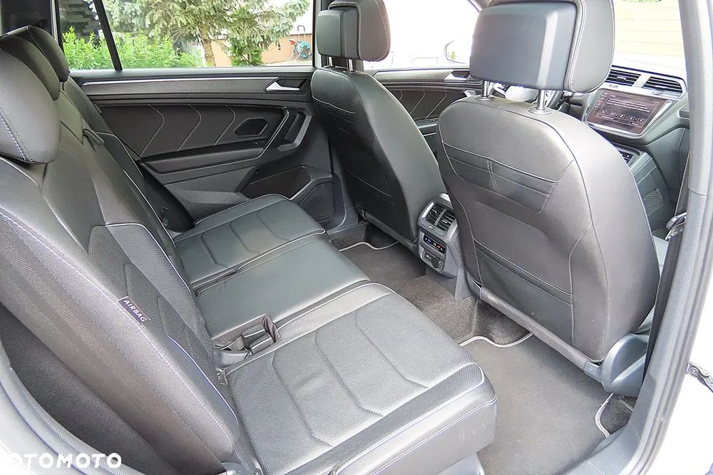 Volkswagen Tiguan Allspace 2.0 TDI SCR 4Motion DSG R-Line - 23