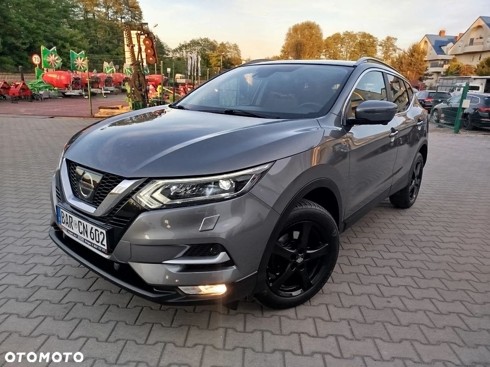 Nissan Qashqai 1.6 DCi Xtronic TEKNA - 1