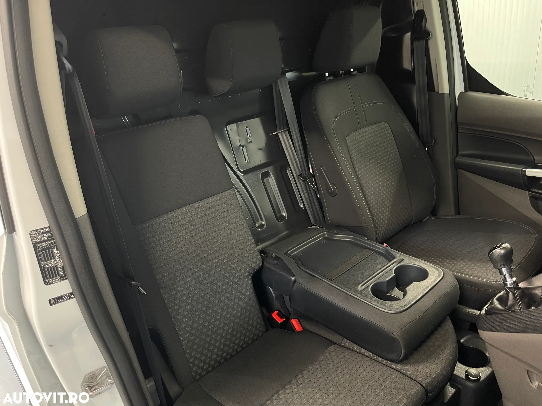 Ford Transit Connect - 7