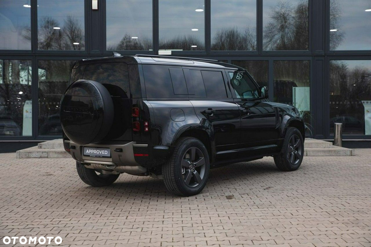 Land Rover Defender - 4