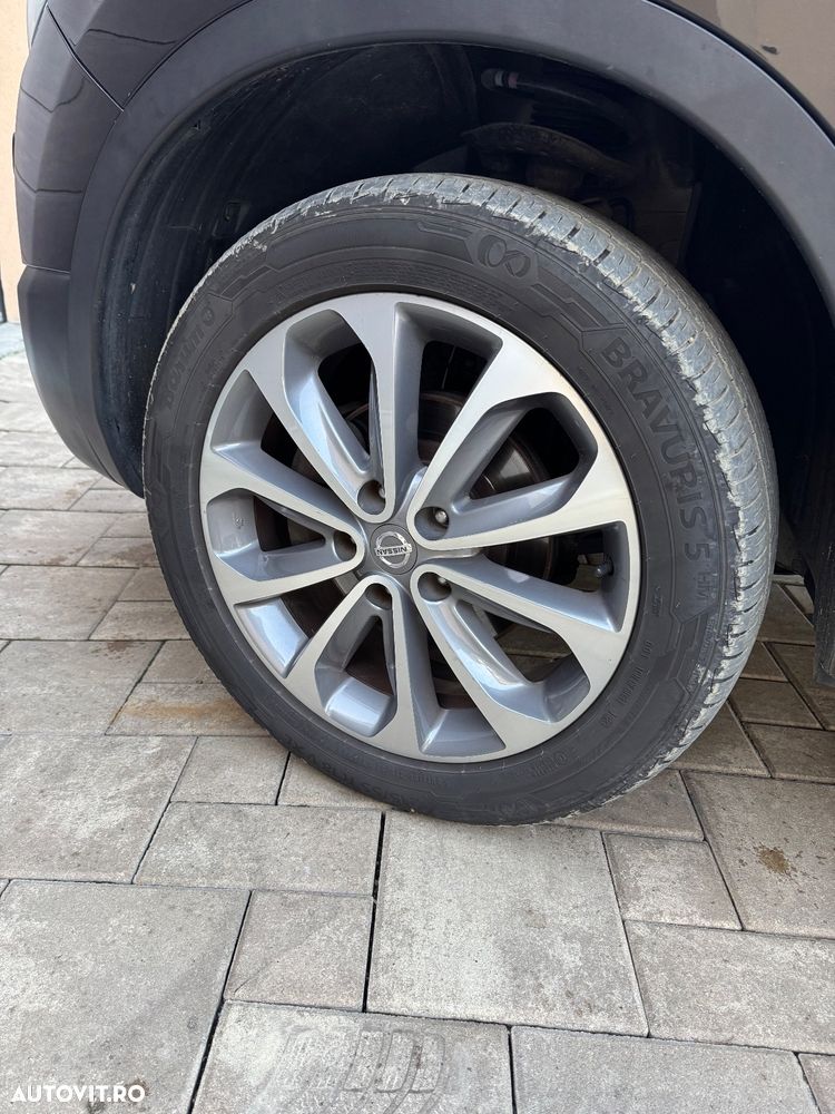 Nissan Qashqai 1.6 dCi DPF tekna - 13