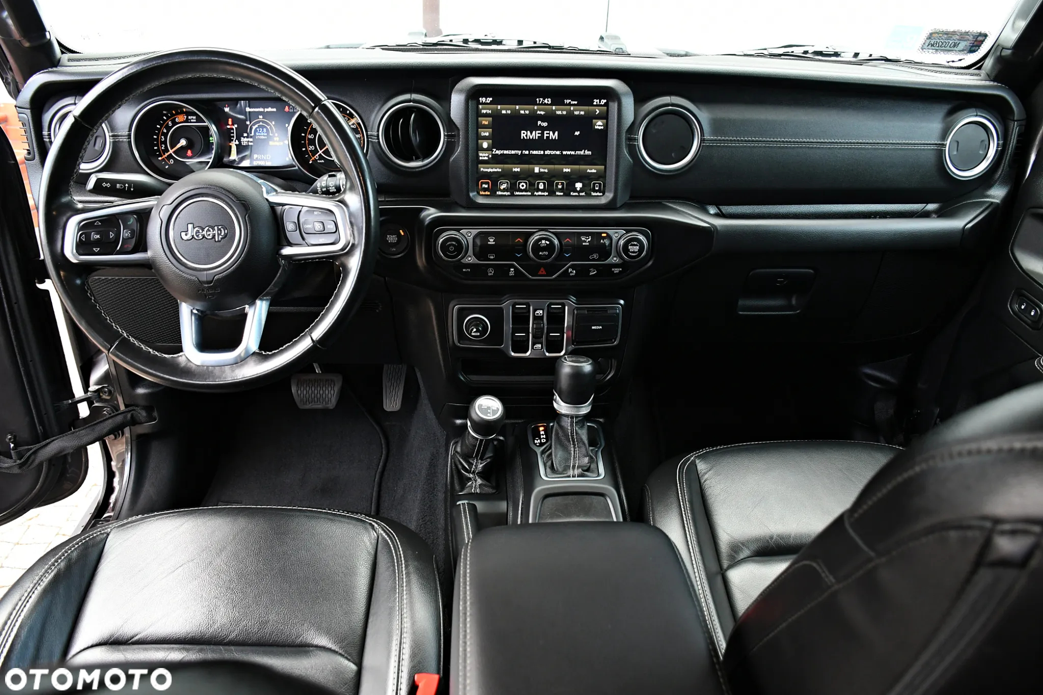 Jeep Wrangler Unlimited GME 2.0 Turbo Sahara - 27