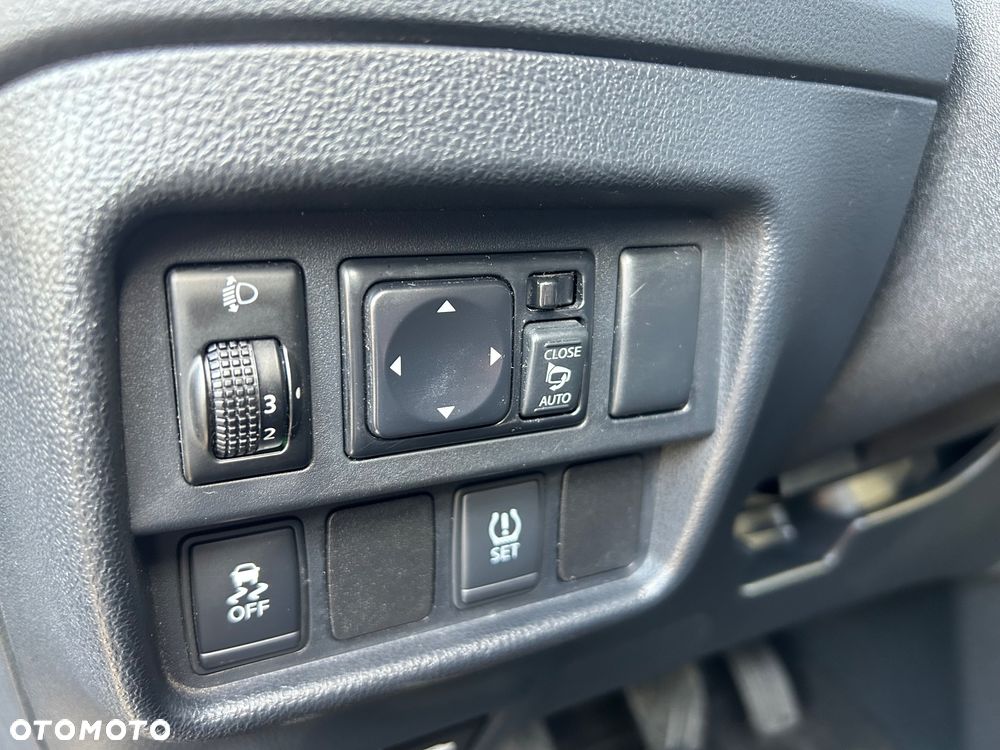 Nissan Juke 1.6 N-Connecta - 28