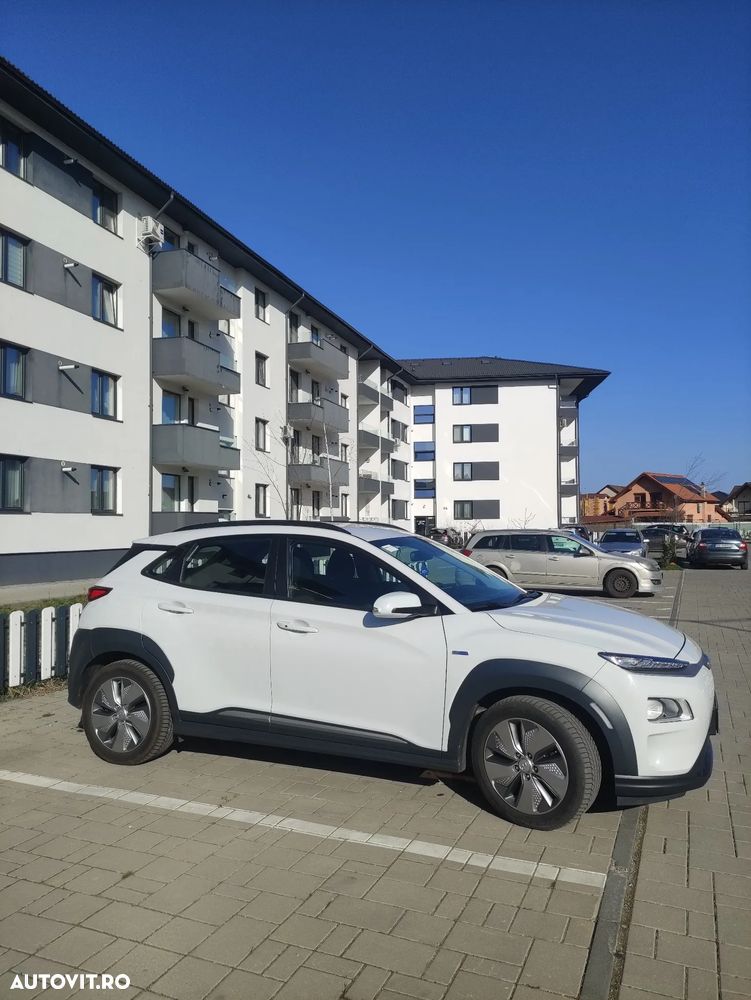 Hyundai KONA Plus - 2