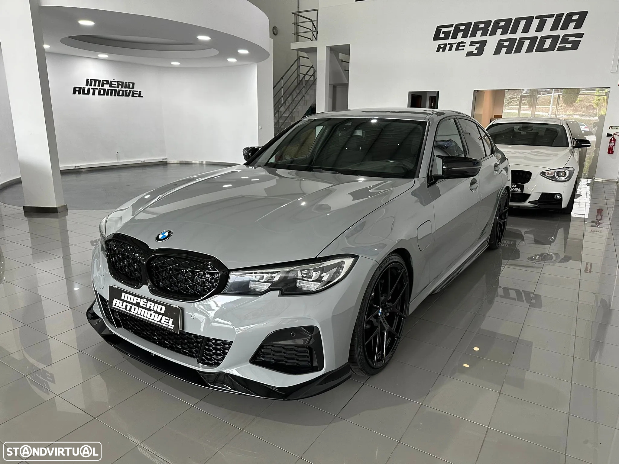 BMW 330 - 12