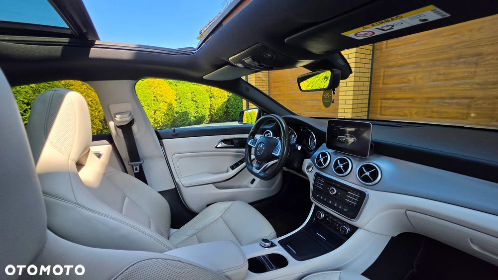 Mercedes-Benz CLA 200 d 7G-DCT AMG Line - 25