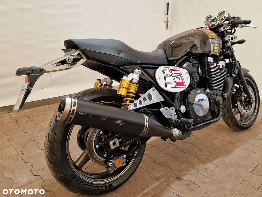 Yamaha XJR - 5