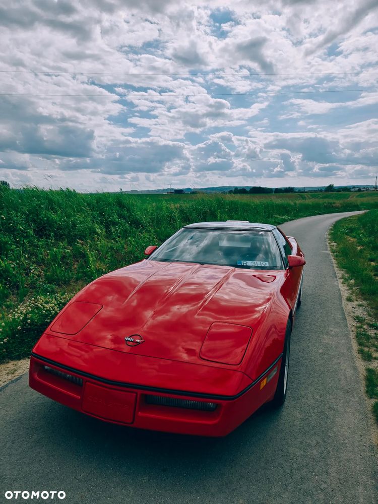 Chevrolet Corvette - 11