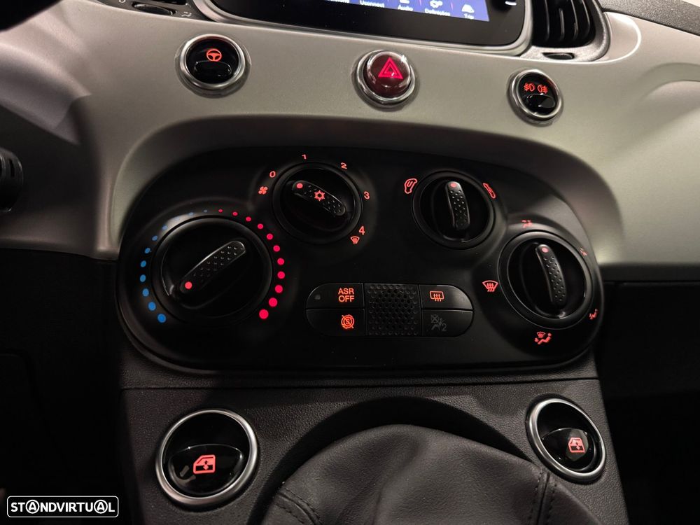 Fiat 500 1.0 Hybrid Connect - 32