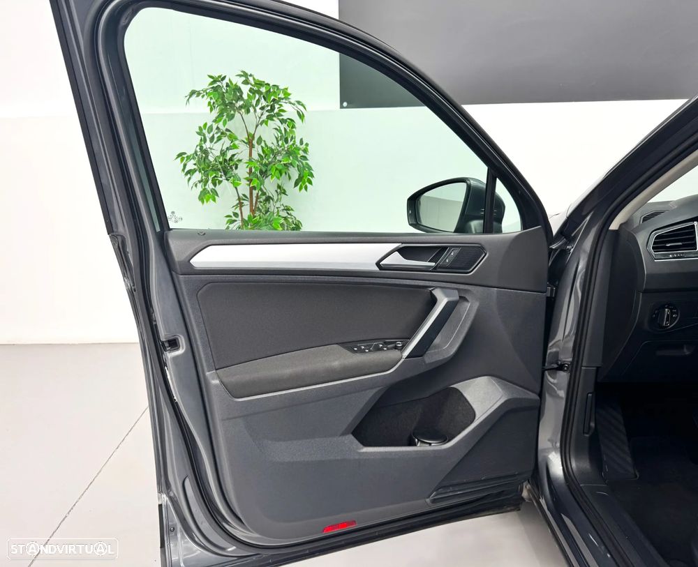 VW Tiguan 2.0 TDI Highline DSG - 12