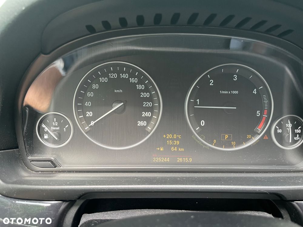 BMW Seria 5 520d - 10