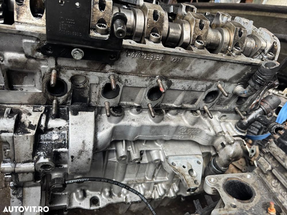 Motor fara anexe Vw Touareg 7L 2.5 TDi diesel cod BAC Euro 3 - 7