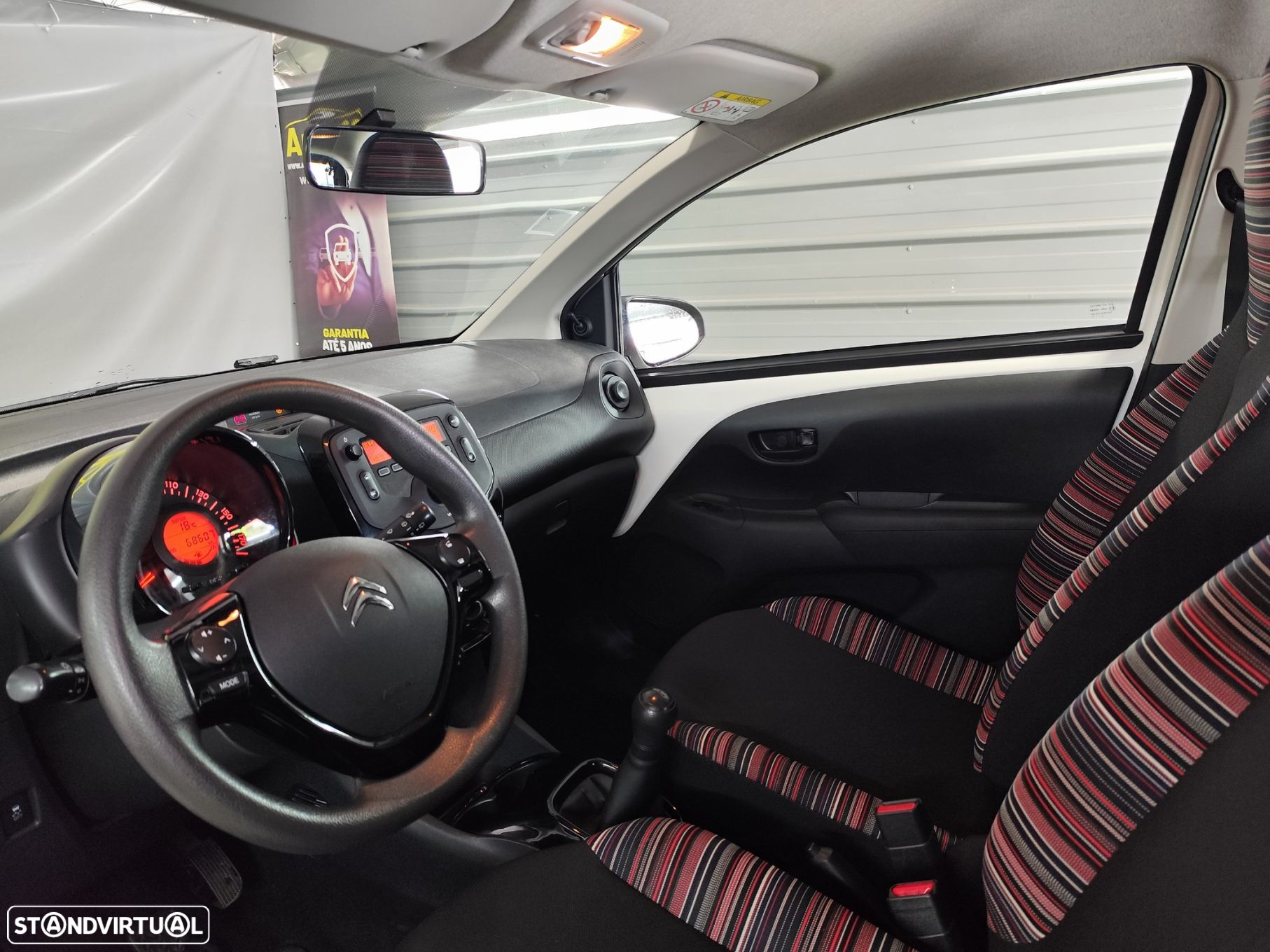Citroën C1 1.0 VTi Feel S&S - 12