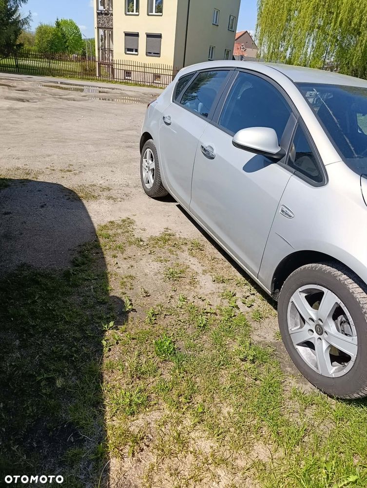 Opel Astra 1.4 Enjoy - 6