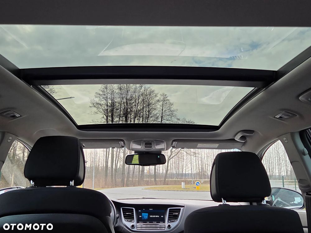 Hyundai Tucson 2.0 CRDI BlueDrive Style 2WD - 14