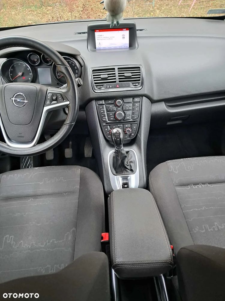 Opel Meriva - 10