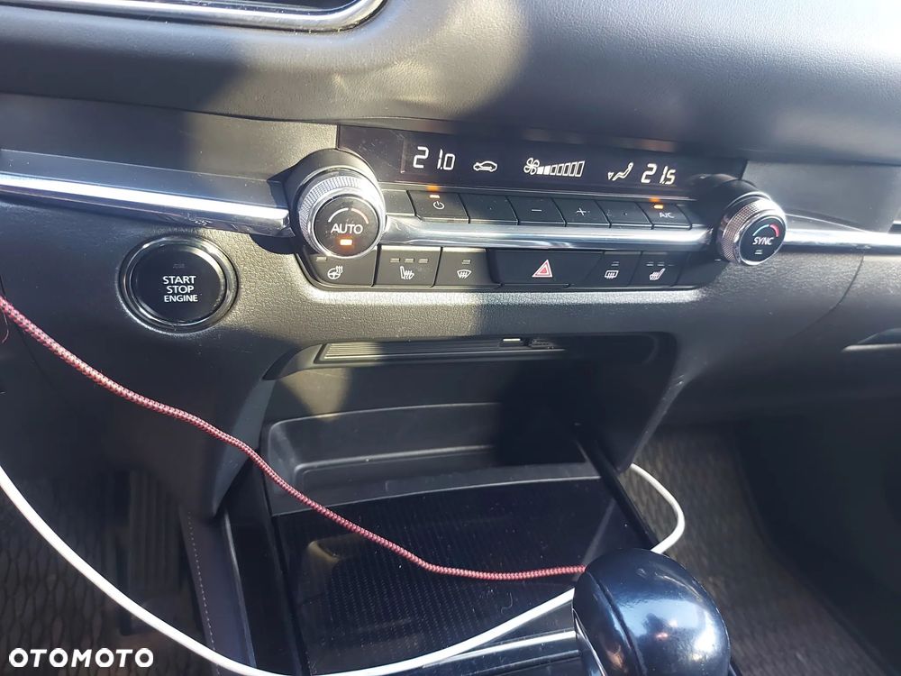 Mazda CX-30 - 12