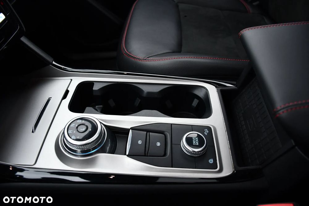 Ford Explorer - 11
