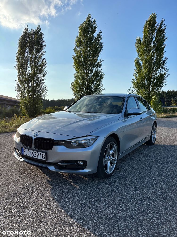 BMW Seria 3 318d Sport Line - 1