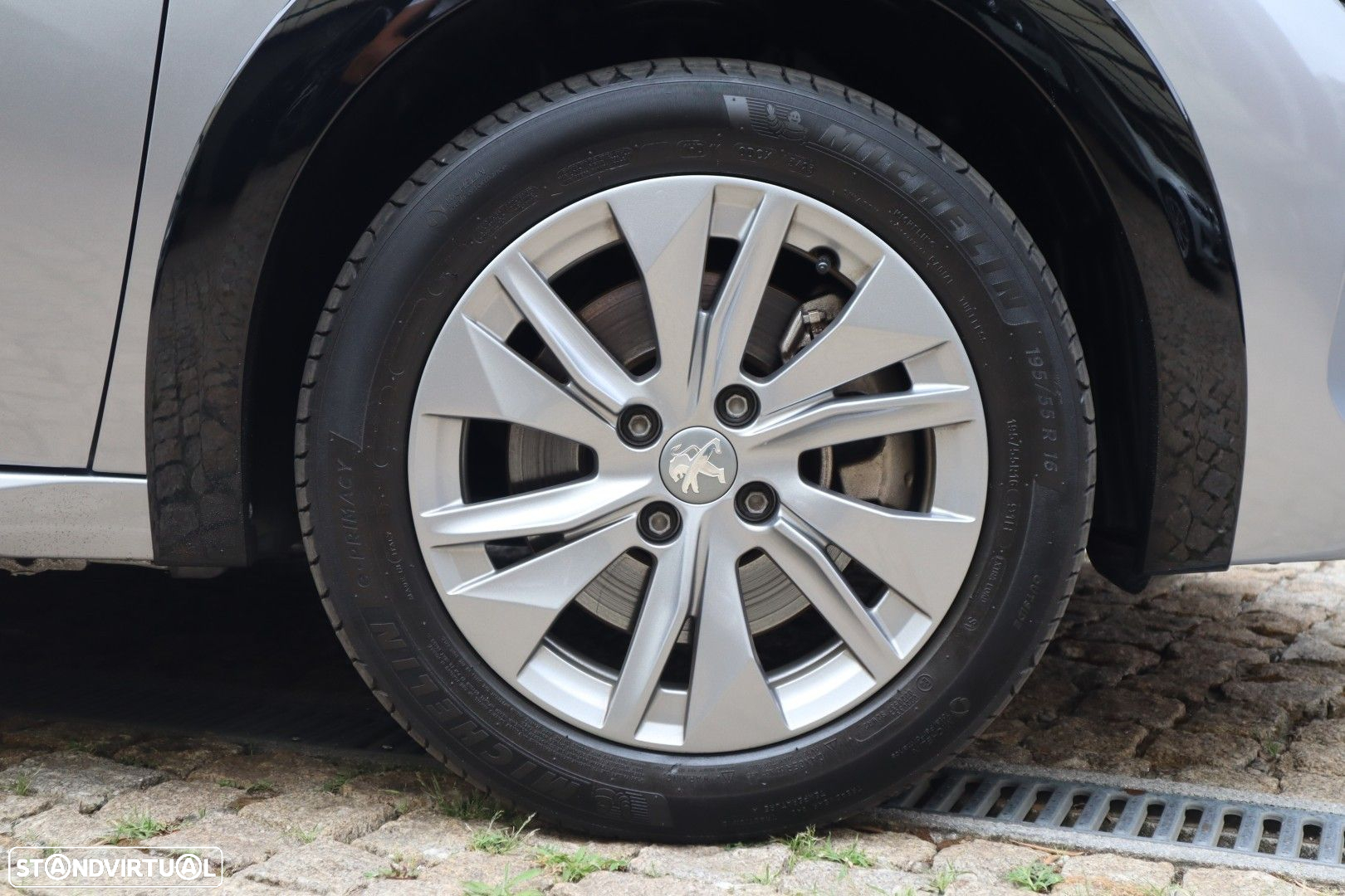 Peugeot e-208 50 kWh Allure Pack - 10