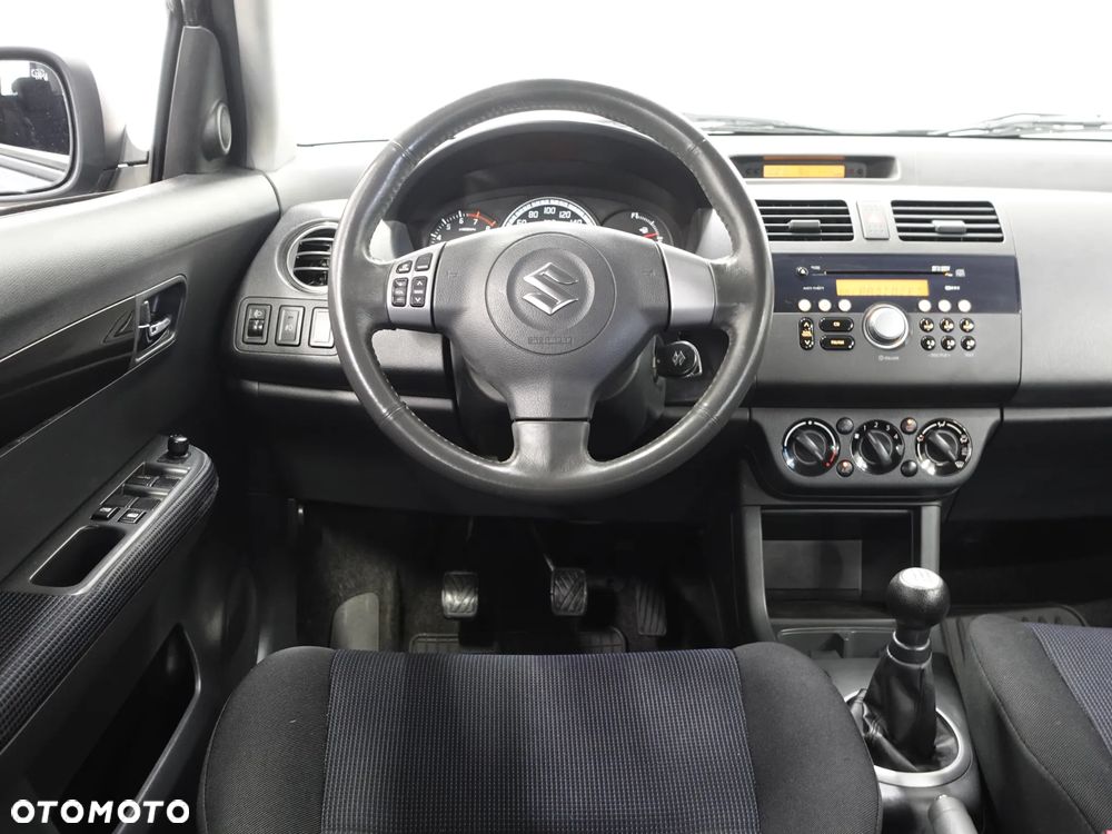 Suzuki Swift 1.3 4x4 Snow - 28