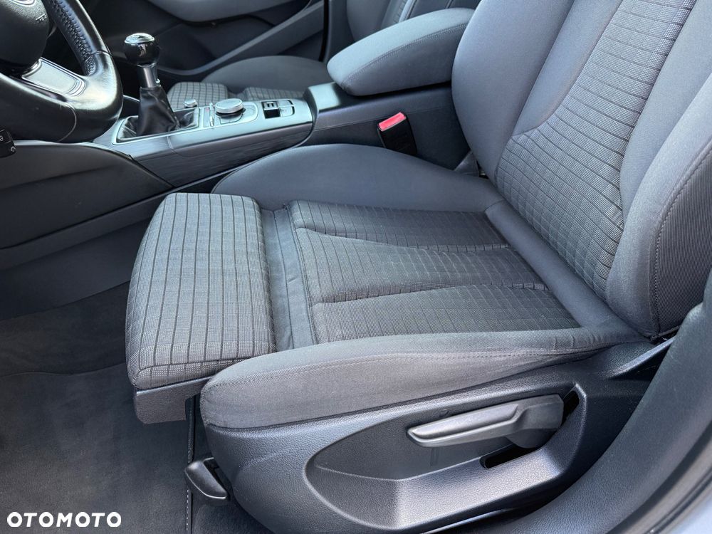 Audi A3 Sportback 2.0 TDI Attraction - 28