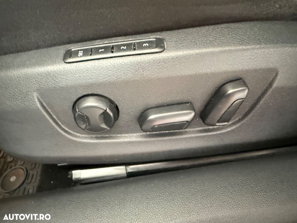 Skoda Superb 2.0 TDI Ambition - 15