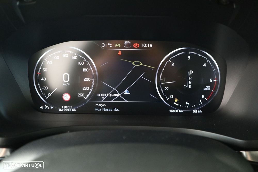 Volvo V60 2.0 D4 Momentum Geartronic - 18