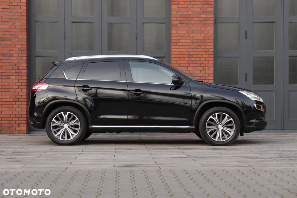 Peugeot 4008 - 10