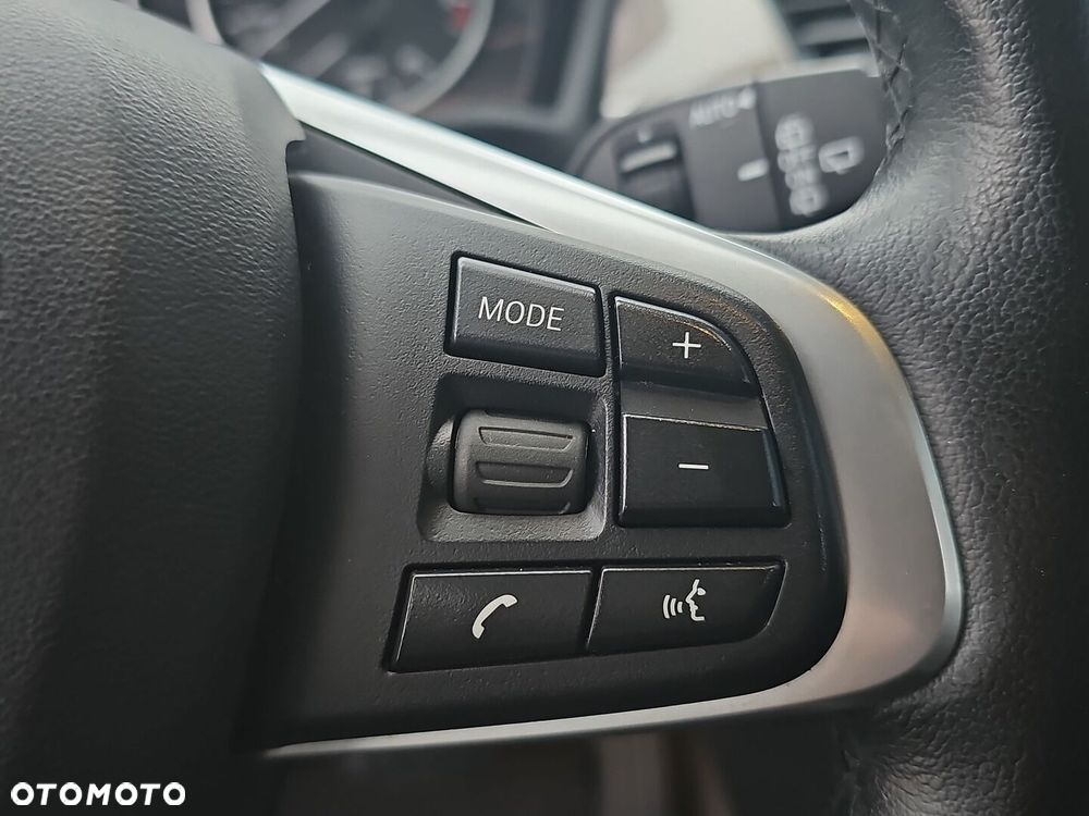BMW X1 sDrive18i xLine - 21