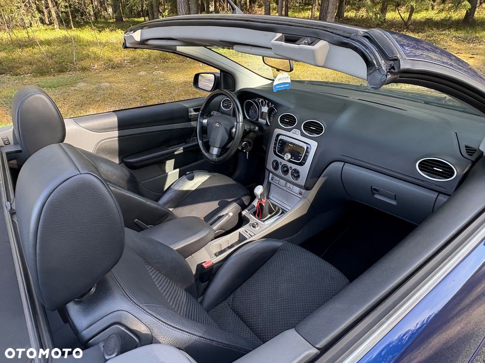 Ford Focus CC 2.0 16V Trend - 8