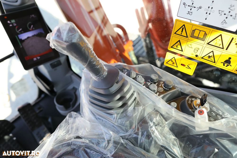 Hitachi Zaxis 350 - 7G, An 2025, Made in Japan - 17