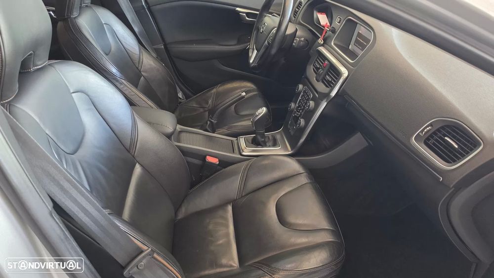 Volvo V40 Cross Country 1.6 D2 Summum - 49