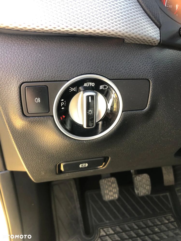 Mercedes-Benz Klasa B 180 - 20