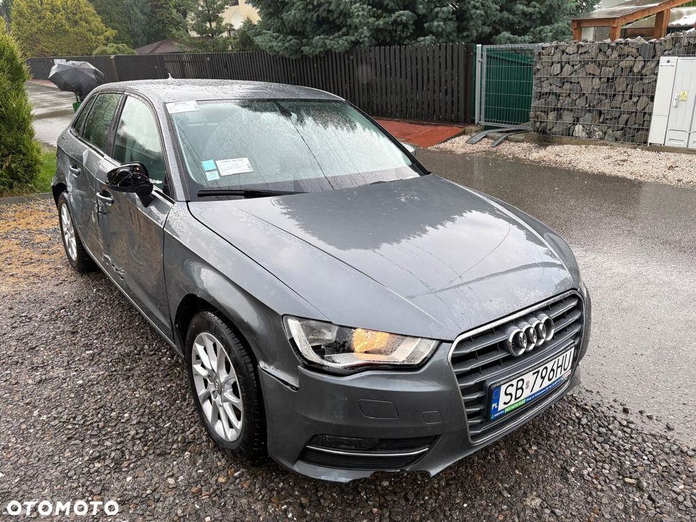 Audi A3 Sportback 1.6 TDI S tronic - 3