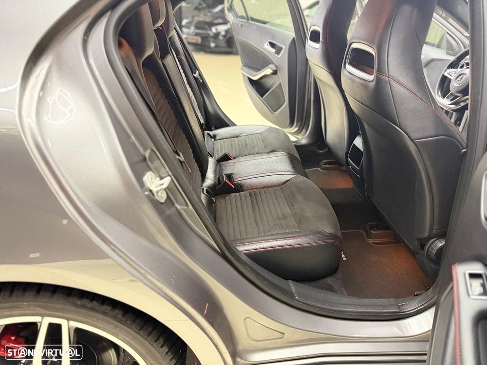 Mercedes-Benz A 180 d AMG Line - 15