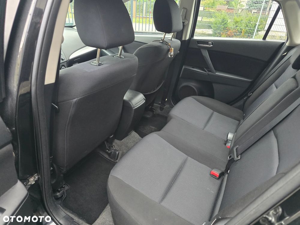 Mazda 3 1.6 CD Exclusive + - 13