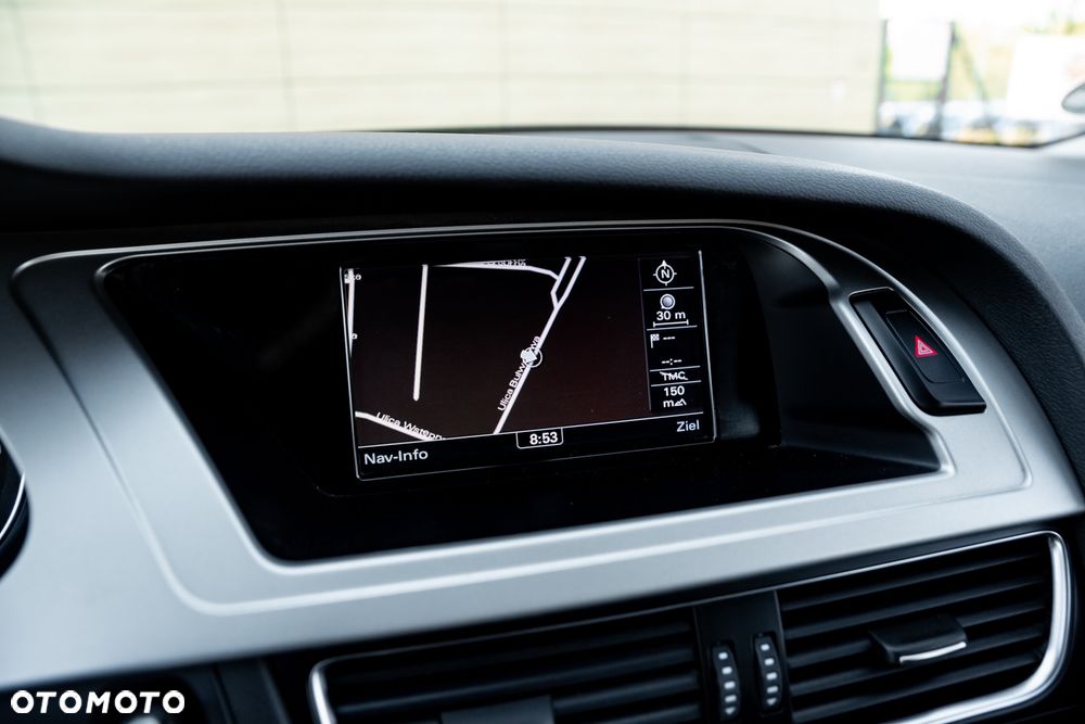 Audi A4 Avant 2.0 TFSI Attraction - 36