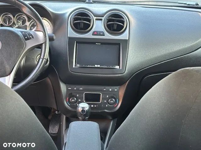 Alfa Romeo Mito 1.4 Distinctive - 30