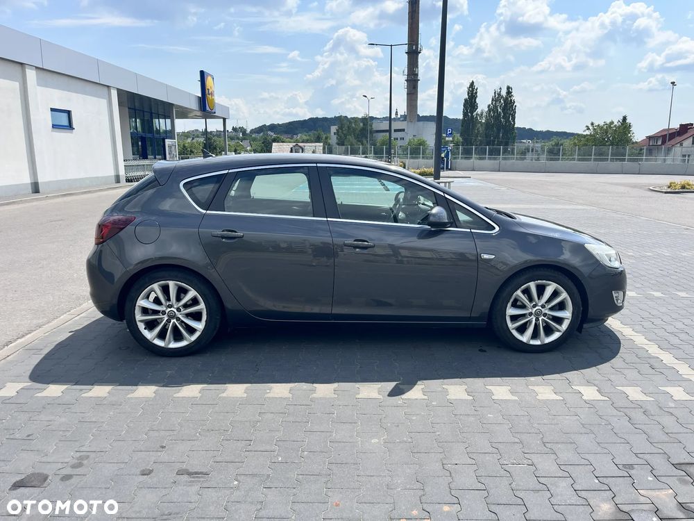 Opel Astra 1.7 CDTI - 9