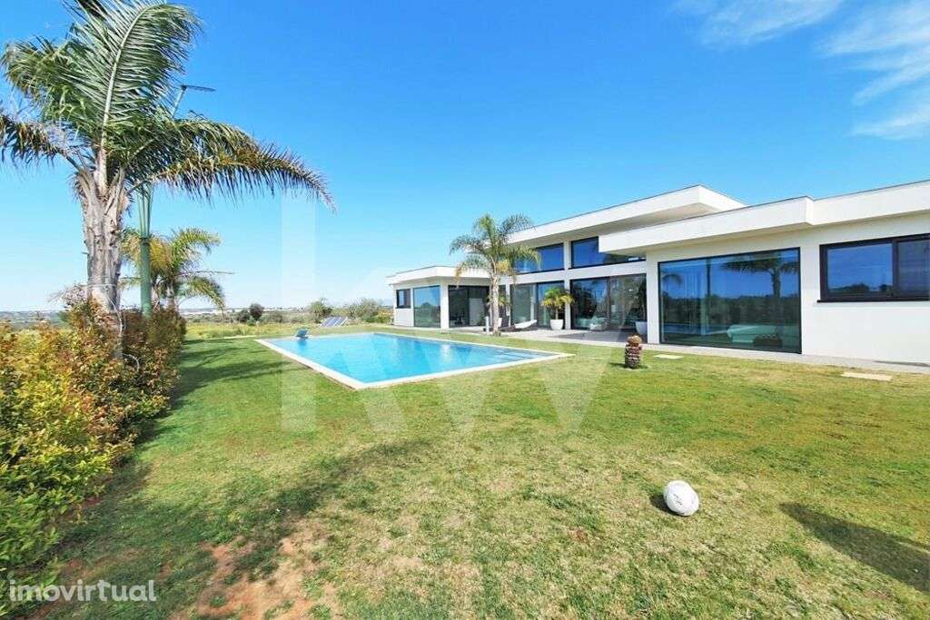MORADIA T5 CONTEMPORÂNIA, ALBUFEIRA - Grande imagem: 4/60