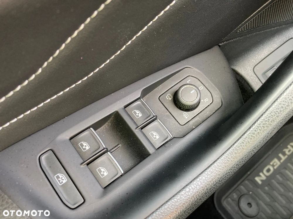 Volkswagen Arteon 2.0 TSI Elegance DSG - 23