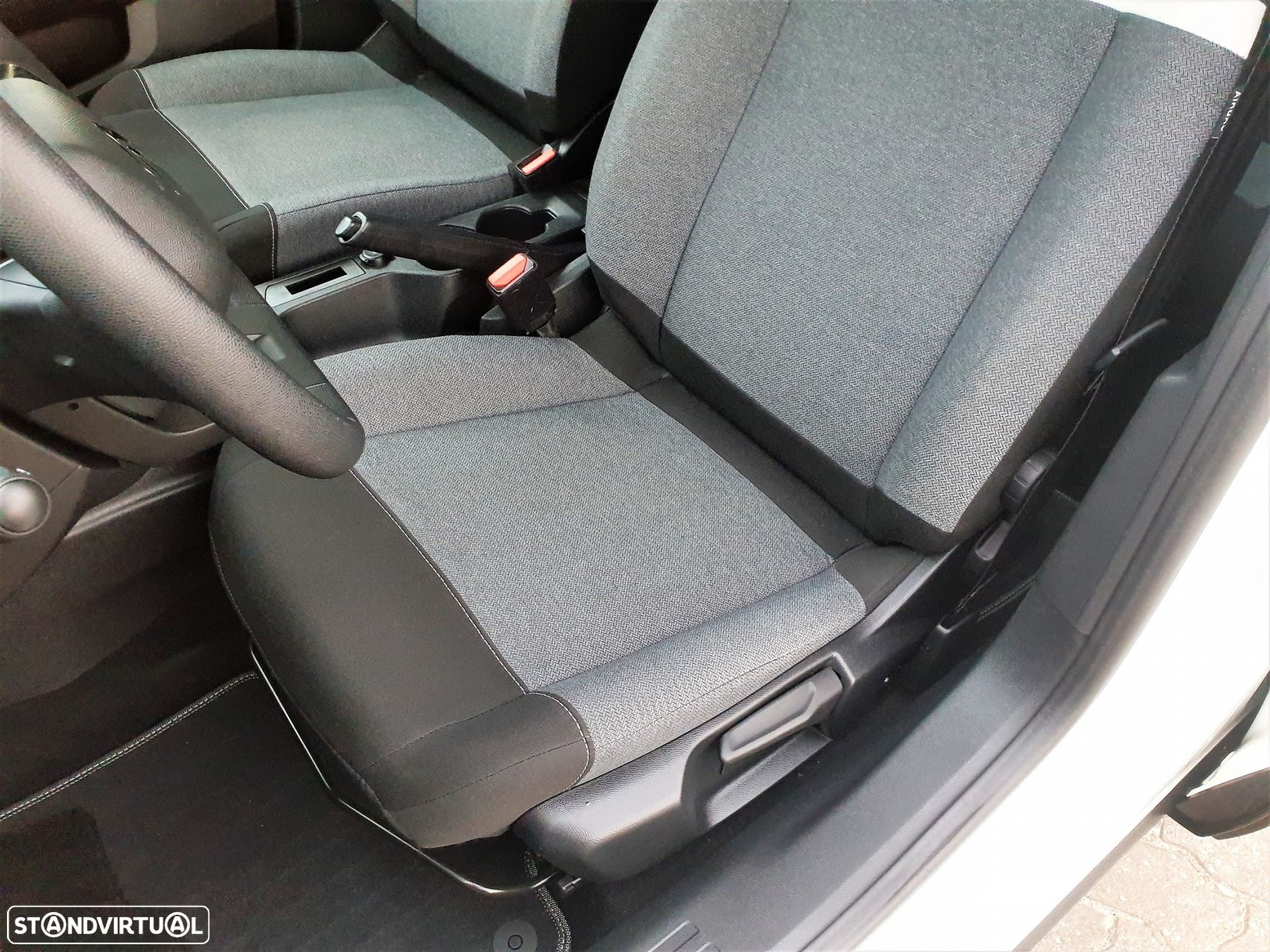 Citroën C4 BlueHDi 110 Stop&Start FEEL PACK - 15