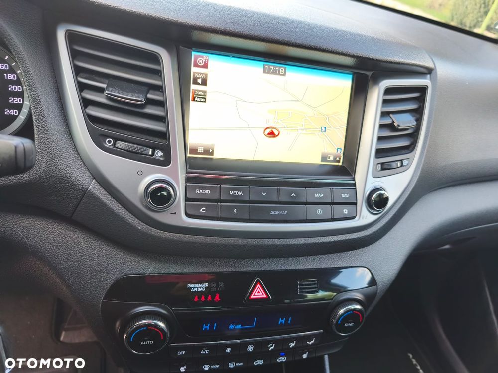 Hyundai Tucson 1.6 GDi 2WD Select - 12